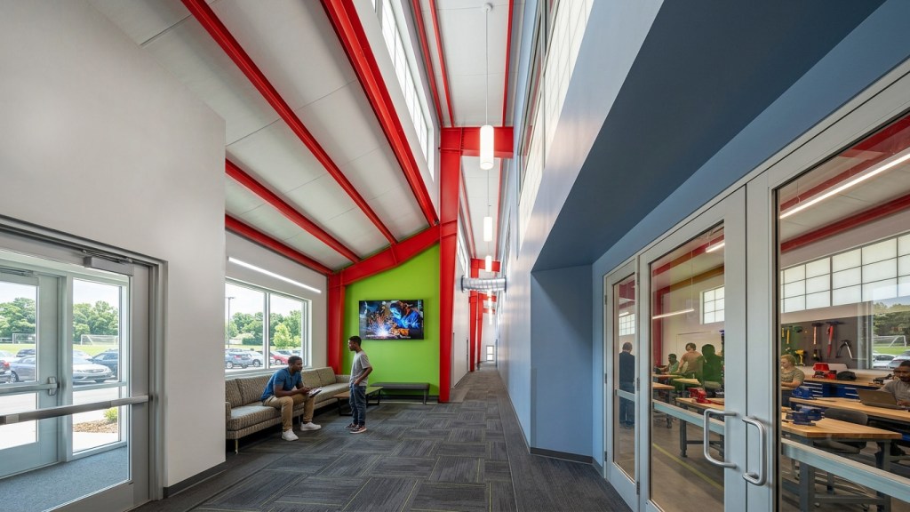 BAAM-MOTON -- Lobby